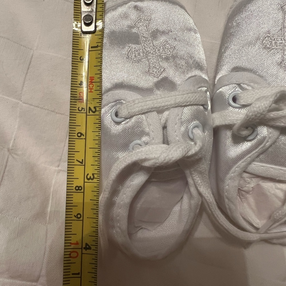 Macys NWT  baby Christening/Baptism white shoe size small - Picture 6 of 9